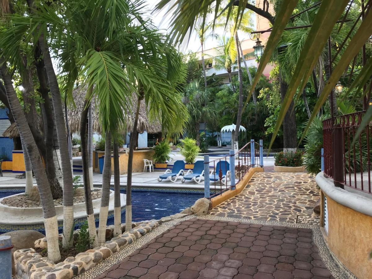 Hotel Club Del Sol Acapulco By Ng Hoteles Экстерьер фото